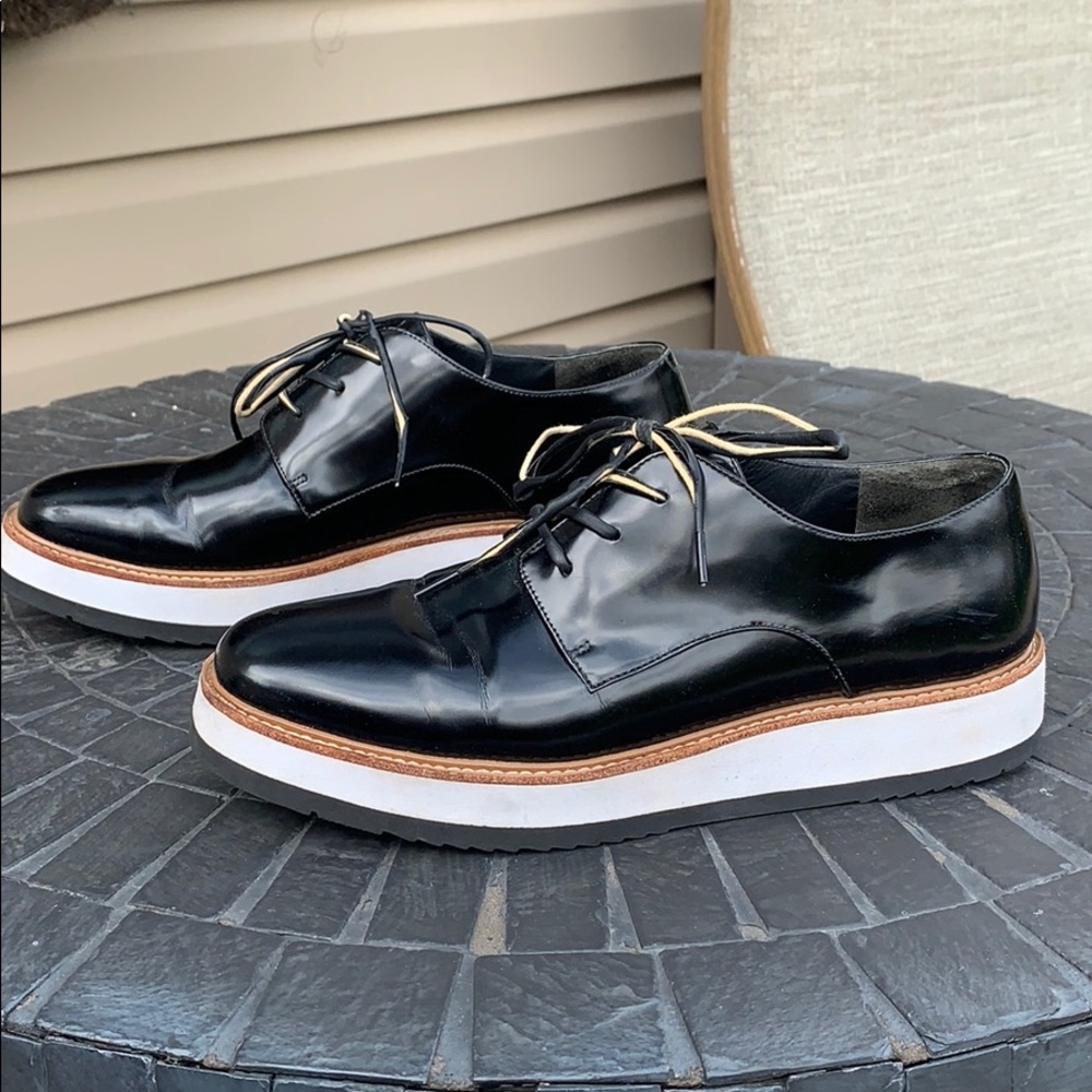 Vince glazed Reed platform